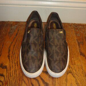 MICHAEL KORS Women's Brown Faux Leather MK Logo Slip On Shoes Size 9